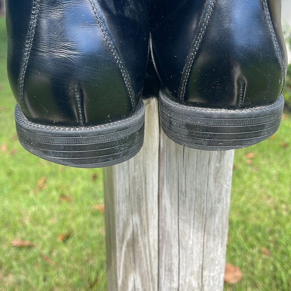 Florsheim Forum Zipper Chukka Boot. Black Leather ,Memory Foam .Rubber sole. - Picture 4 of 13